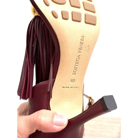 NWT Bottega Veneta Stretch Leather Tassel Accent Thong Sandals Cherry 40 / US 10 - Picture 7 of 8